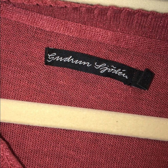 sweater - Picture 2 of 2